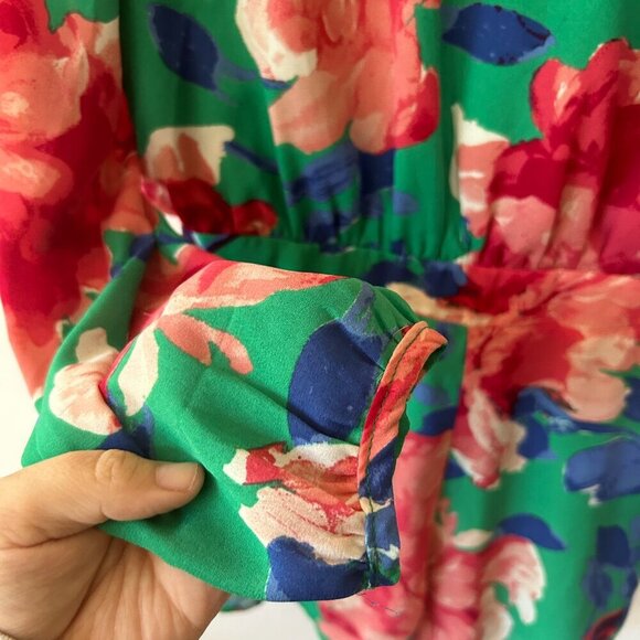 Lulus Long Sleeve Romper Womens Medium Floral V-neck Back Rear Zip Vacay - Picture 4 of 8